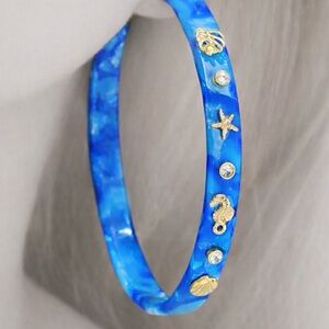 Beach Babe Blue Ocean Tortoise Gold Charm Seahorse Shell Palm Starfish Thin Hoop